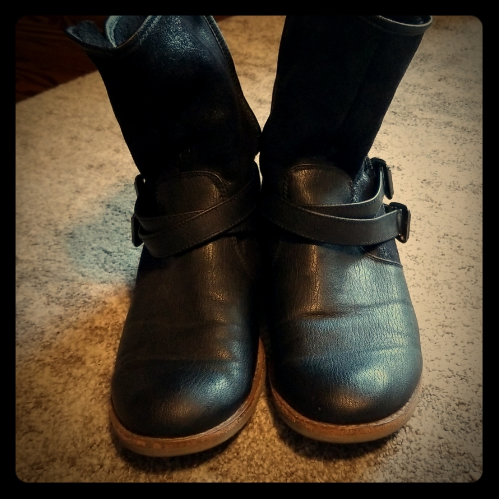 Women's size 9 boots